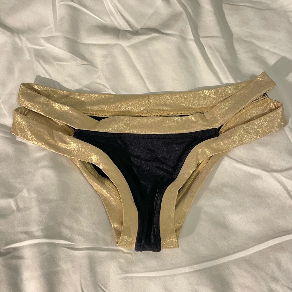 Sexy bikini bottoms